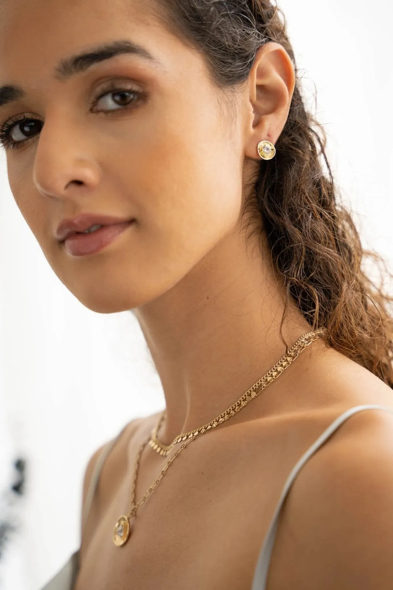 Gold Disc Small Stud Earring Set sold by SAACHI product image thumbnail 2