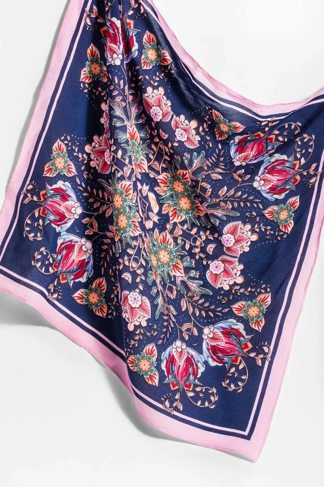 Floral Bold Bandana sold by SAACHI product image thumbnail 4