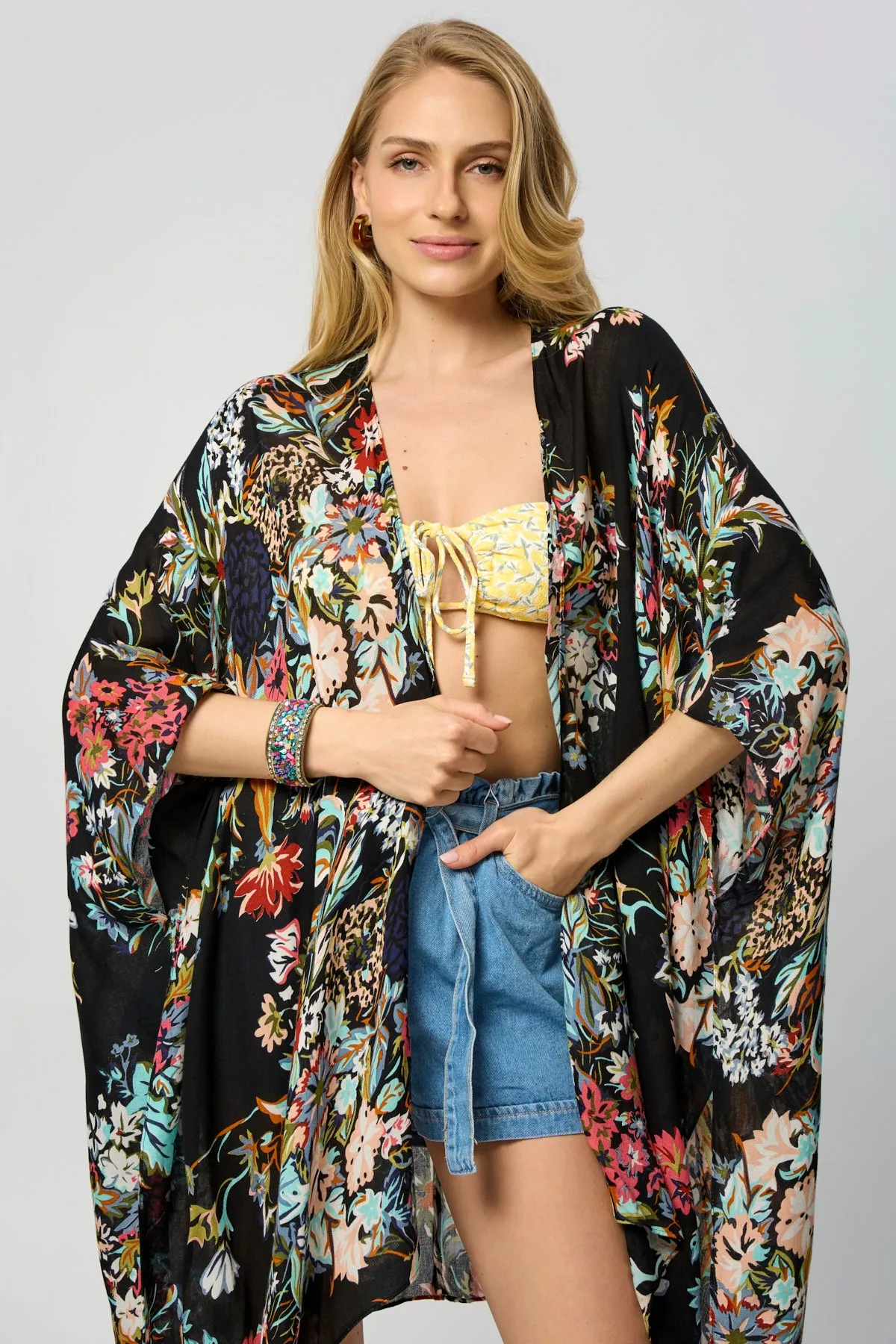 Flowy Floral Kimono sold by SAACHI product image thumbnail 4