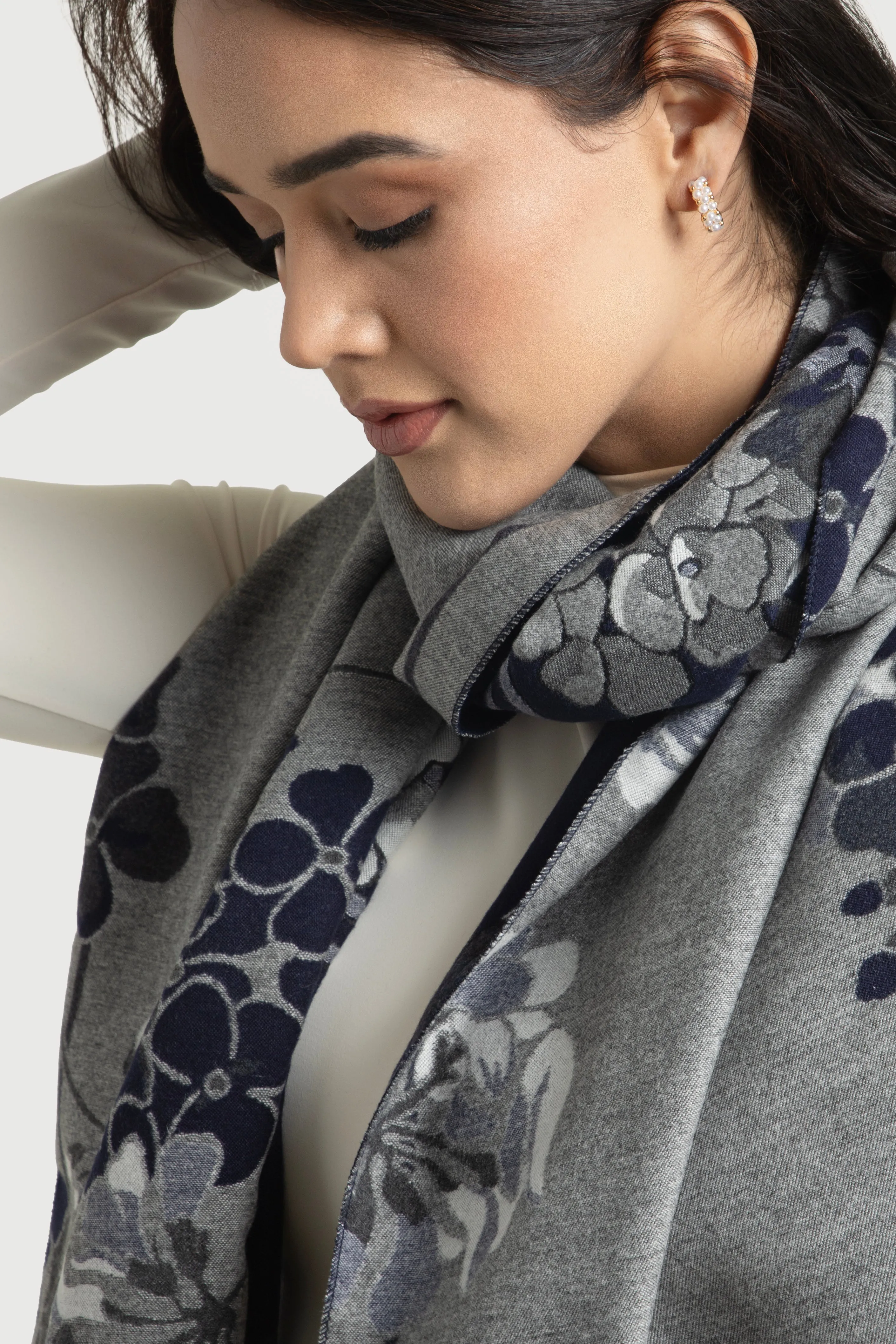 Two Color Floral Reversible Scarf sold by SAACHI product image thumbnail 5
