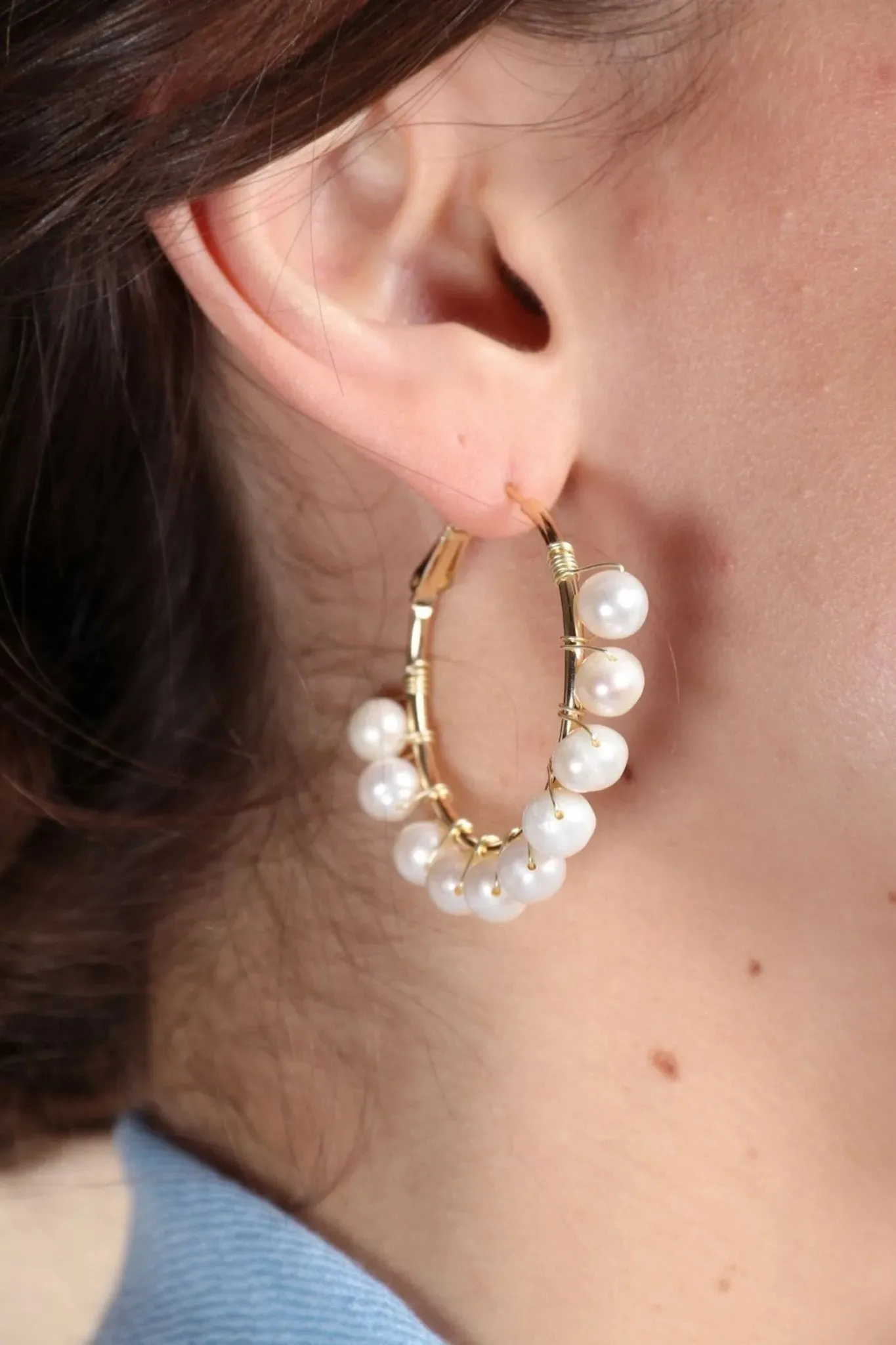 Freshwater Pearl Hoop Earrings sold by SAACHI product image thumbnail 2