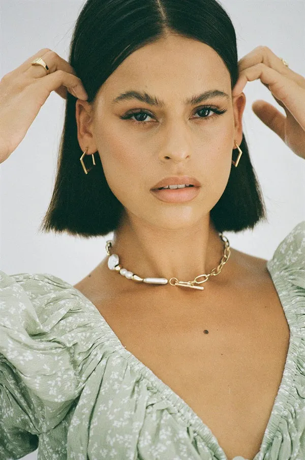 Evie Pearl Necklace sold by Sabo Skirt