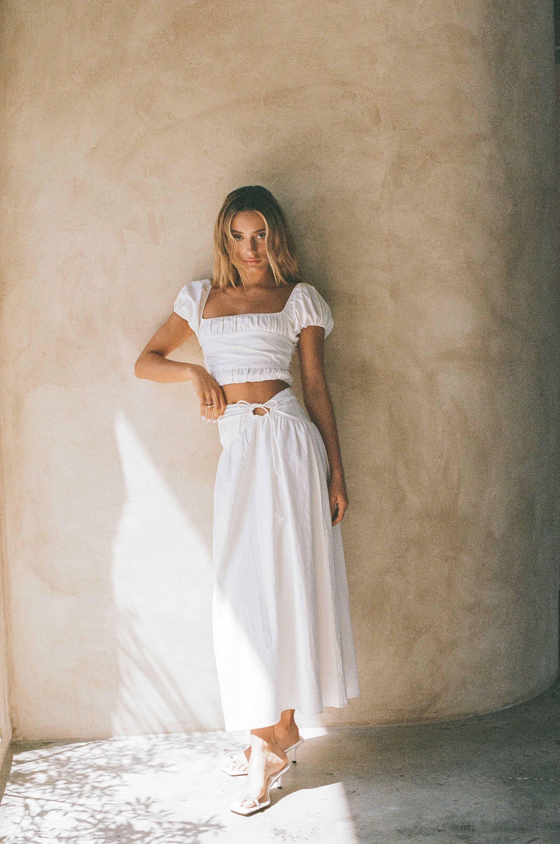 Dahana Set sold by Sabo Skirt