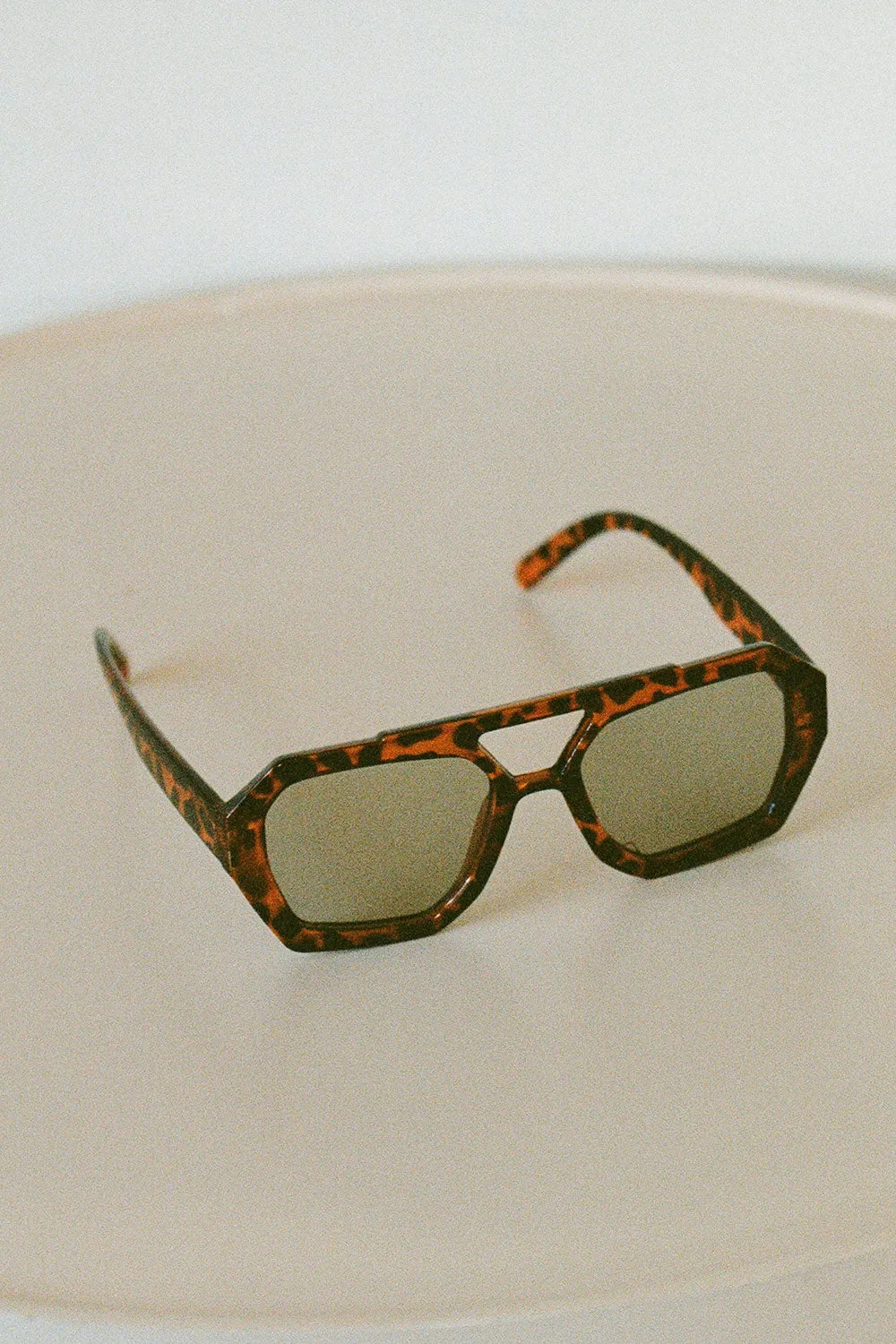 Rexha Sunglasses sold by Sabo Skirt product image thumbnail 5