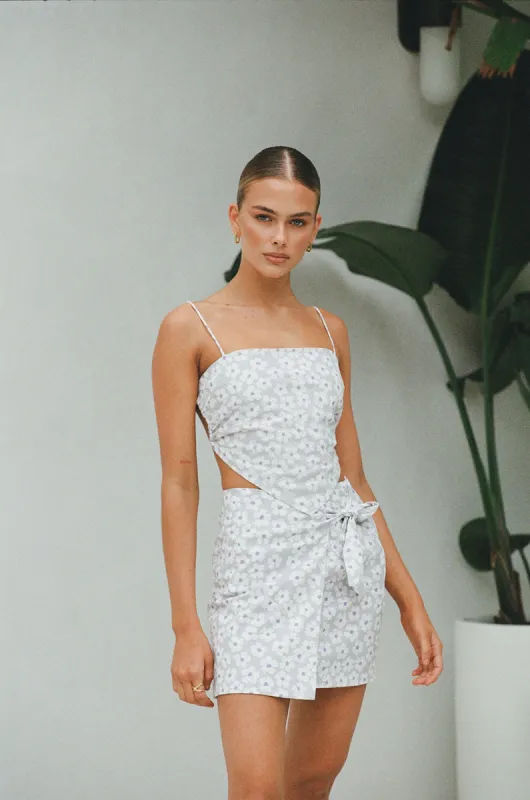 SAMPLE-Kai Scarf Top sold by Sabo Skirt