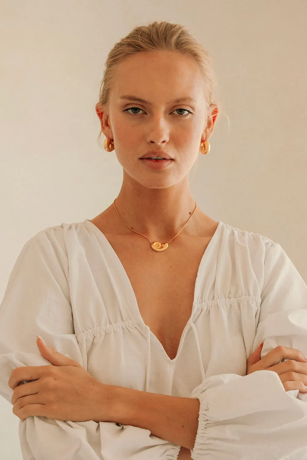 Twirl Shell Necklace sold by Sabo Skirt product image thumbnail 2