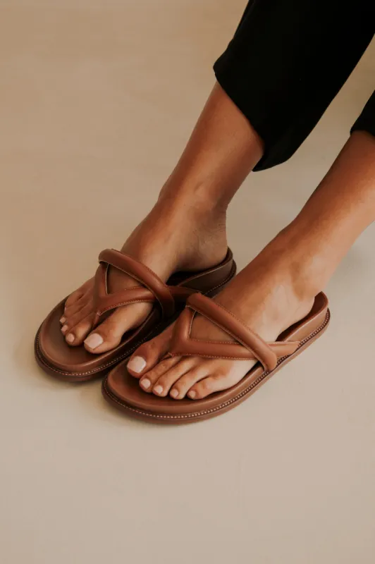 Vivian Sandals - Tan sold by Sabo Skirt
