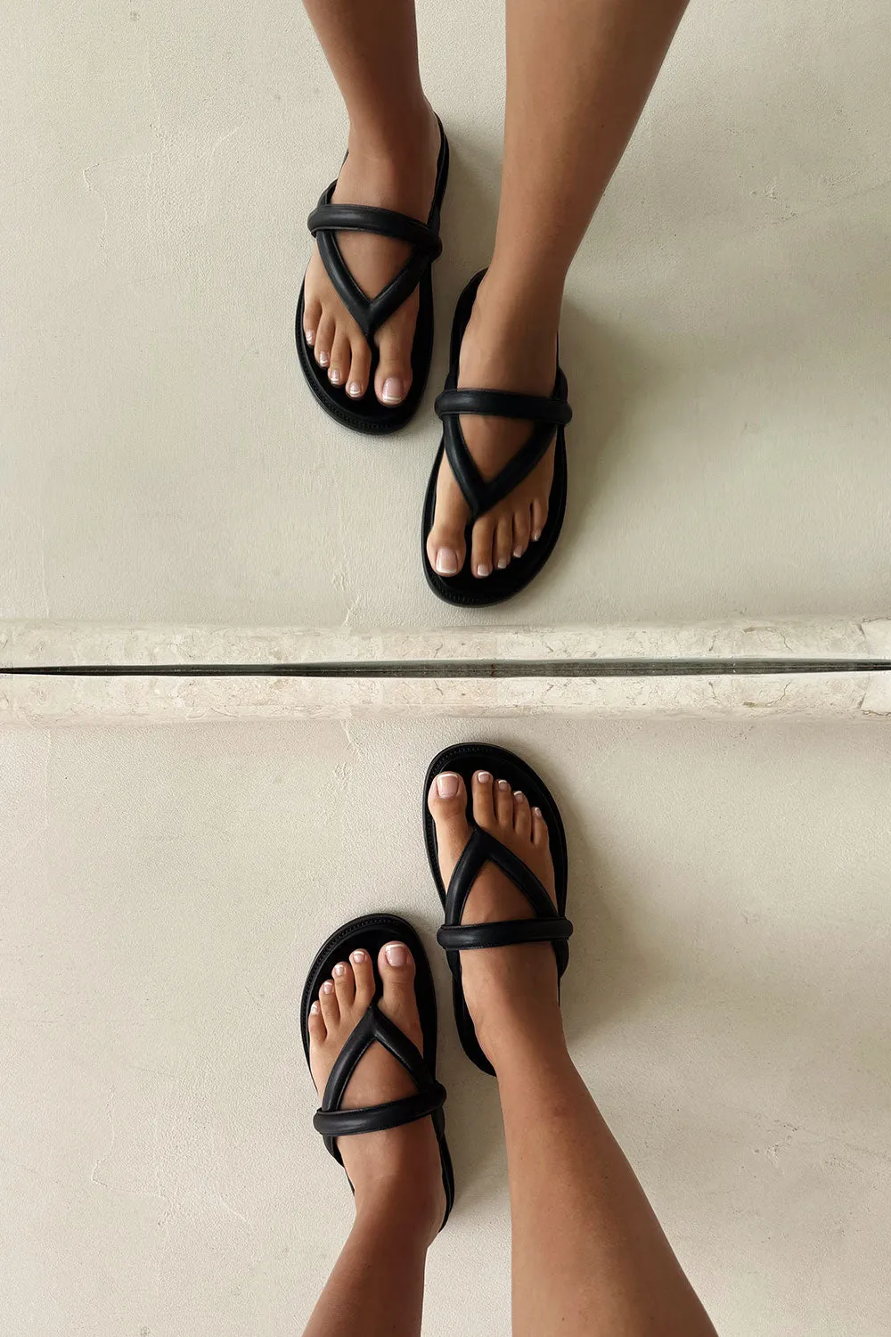 Vivian Sandals - Black sold by Sabo Skirt product image thumbnail 2