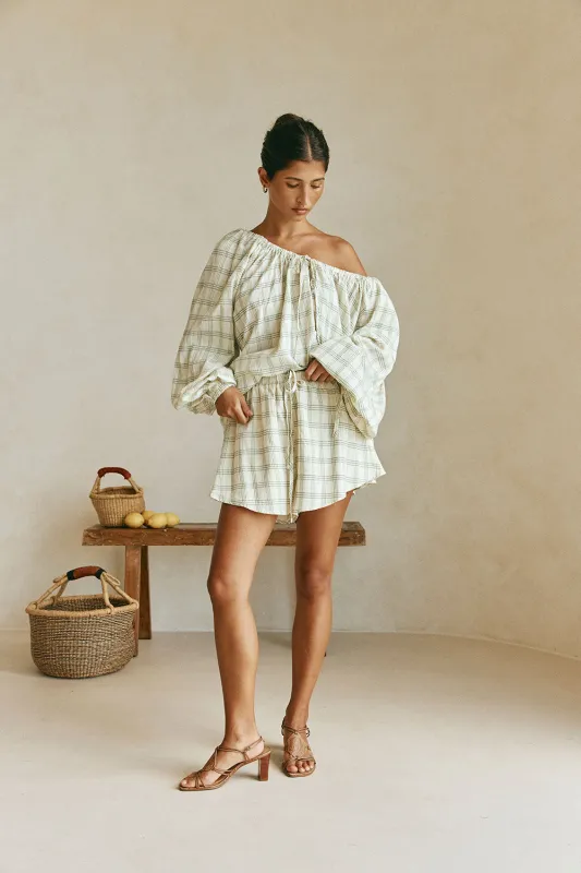 Tilli Shorts - Green made by Sabo Skirt
