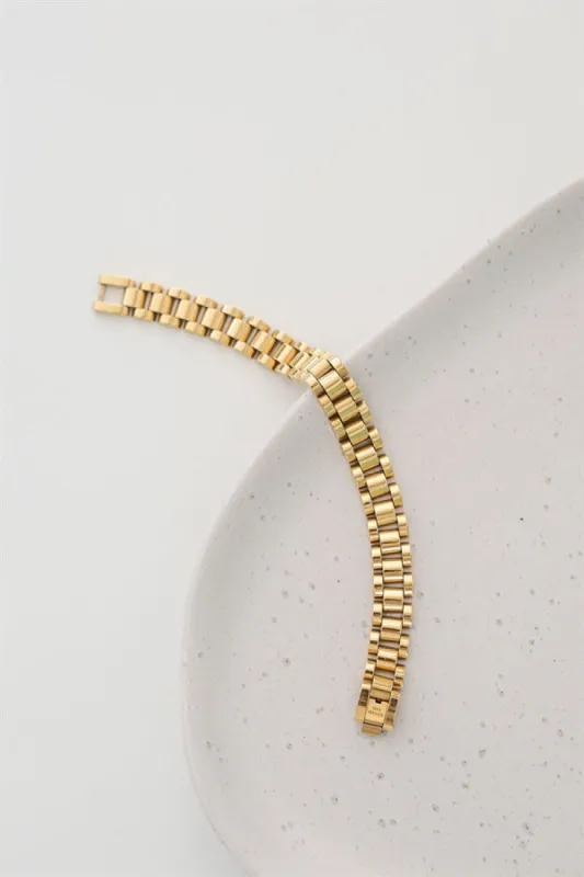 Ally Link Bracelet sold by Sabo Skirt