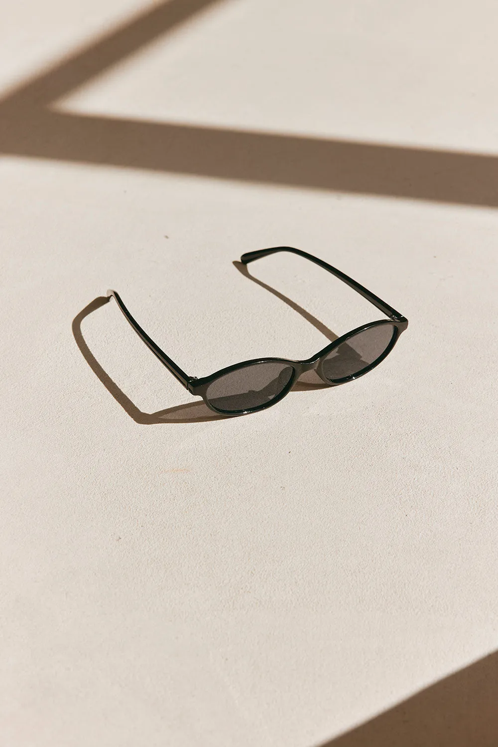 Naiara Sunglasses - Black sold by Sabo Skirt