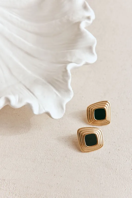 Monique Earrings made by Sabo Skirt