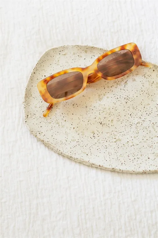 Lista Sunglasses - Tortoise made by Sabo Skirt