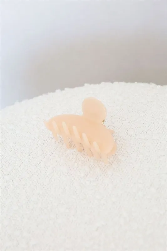 Lychee Claw Clip sold by Sabo Skirt