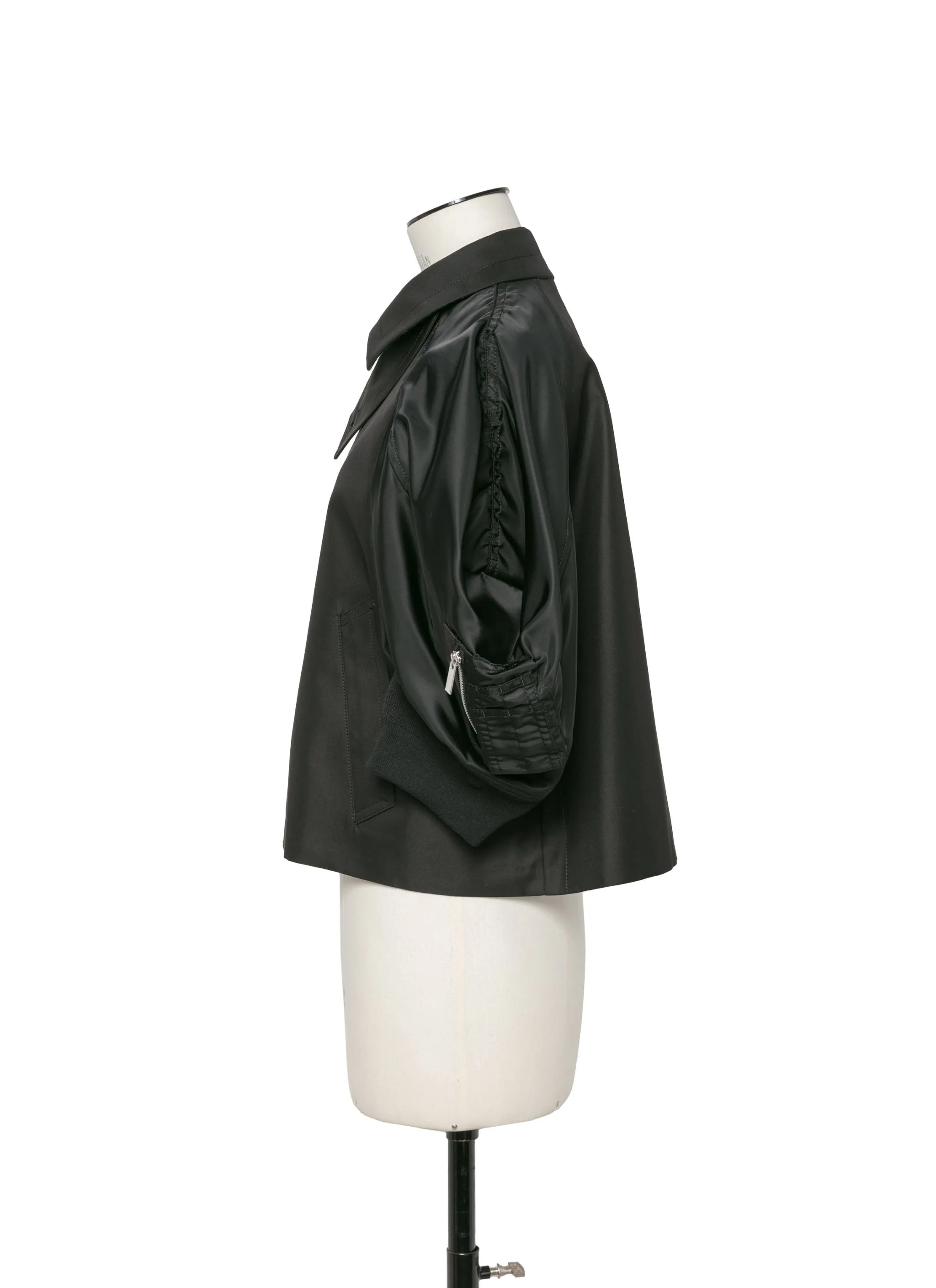 Cotton Gabardine x Nylon Twill Jacket sold by Sacai product image thumbnail 2