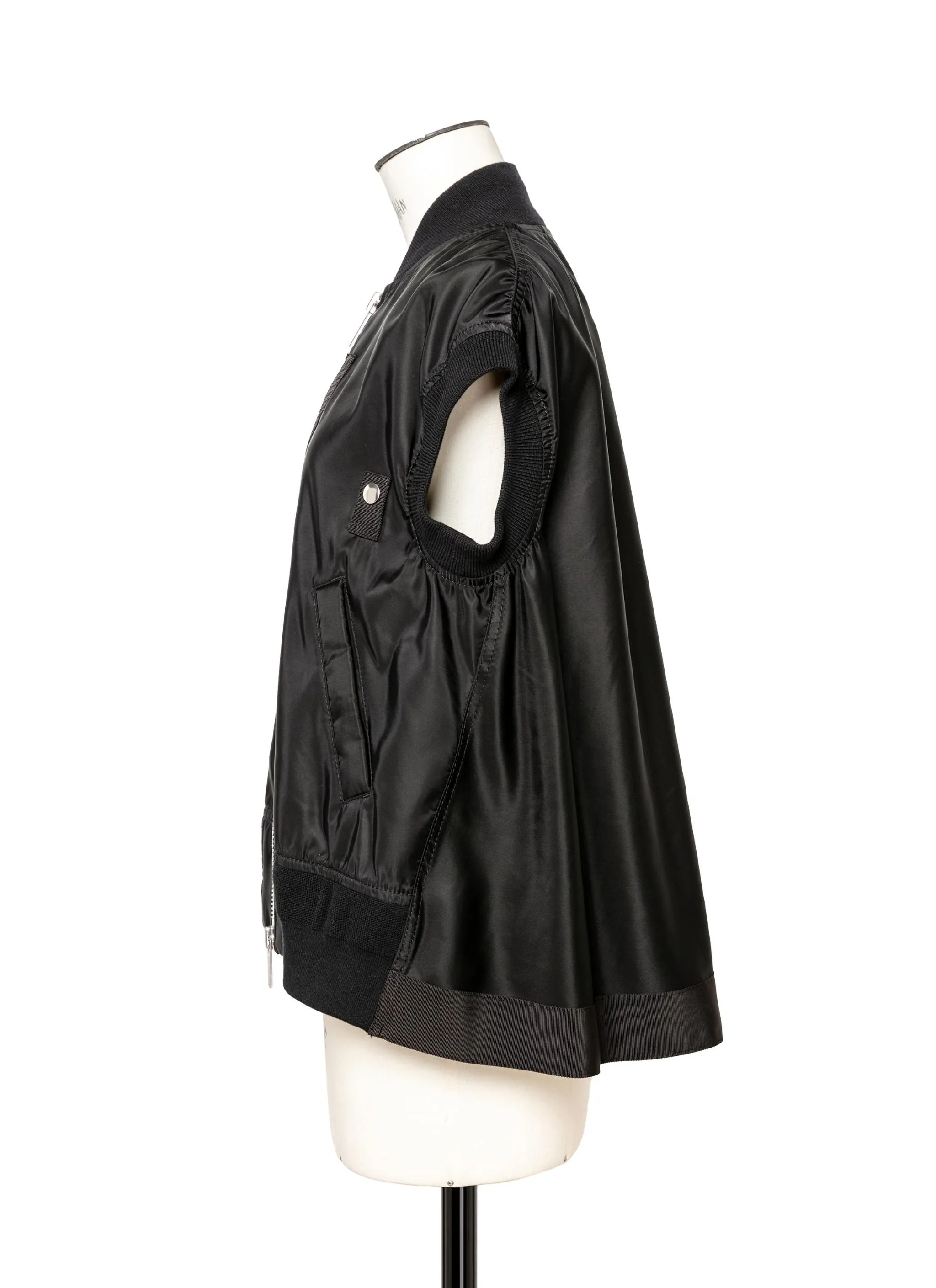 Nylon Twill Vest sold by Sacai product image thumbnail 2