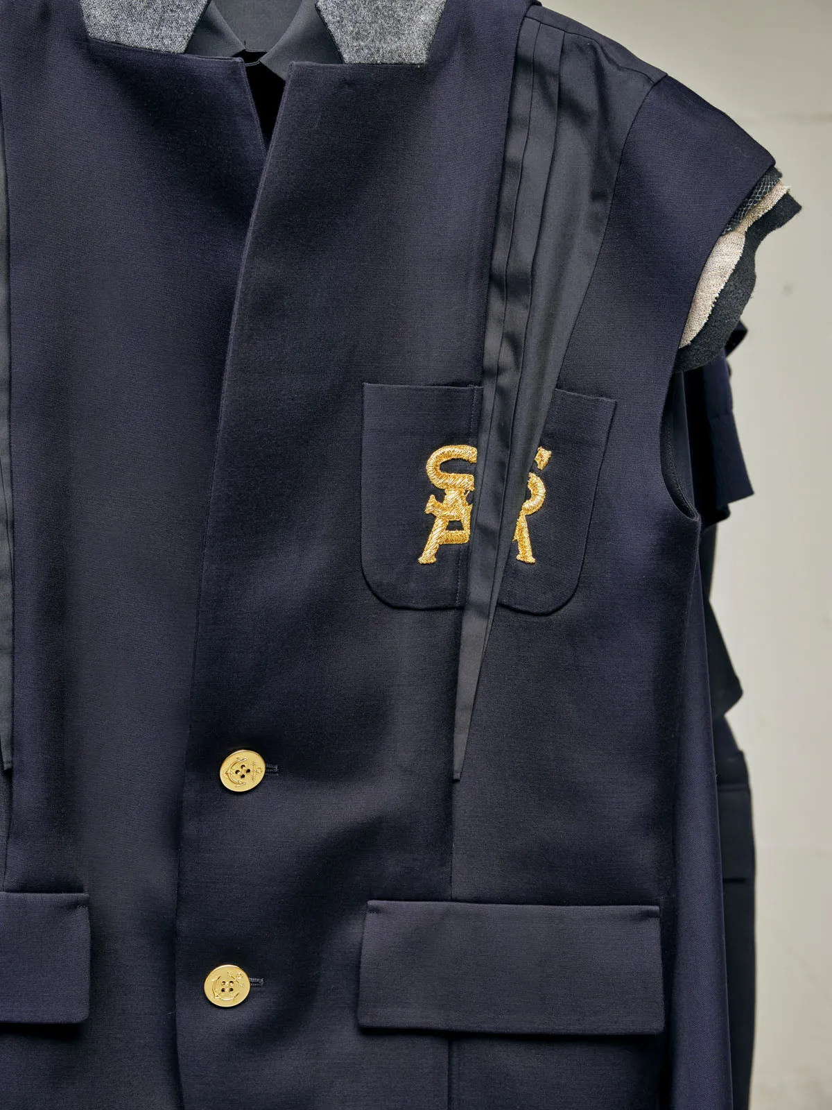 Emblem Double-Faced Silk Cotton Jacket sold by Sacai product image thumbnail 5