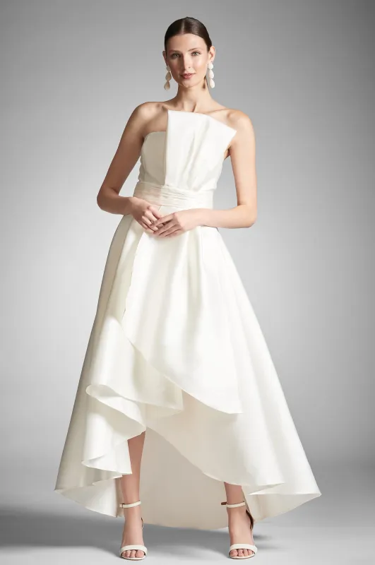 TARA GOWN - OFF WHITE made by Sachin + Babi