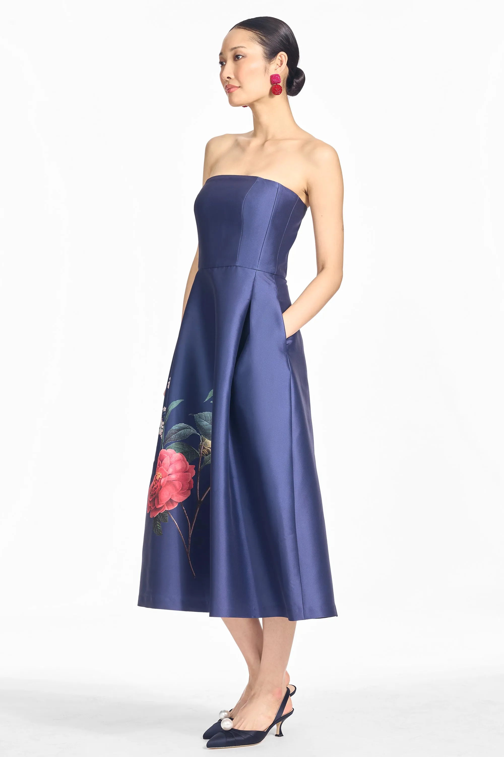 SHAY DRESS - CRIMSON & CRÈME BOUQUET sold by Sachin + Babi product image thumbnail 3