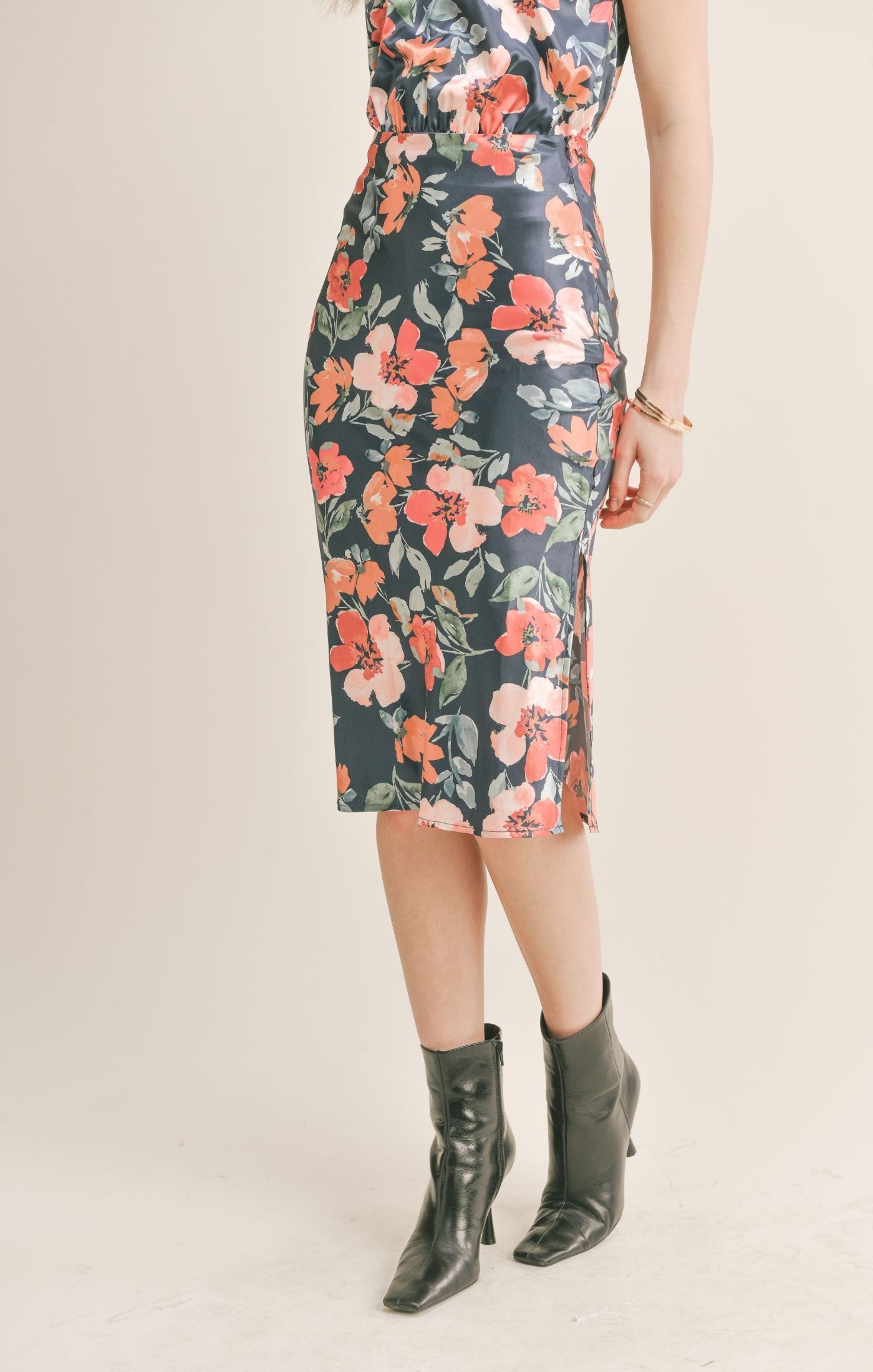 Style Icon Midi Skirt sold by Sadie & Sage product image thumbnail 2