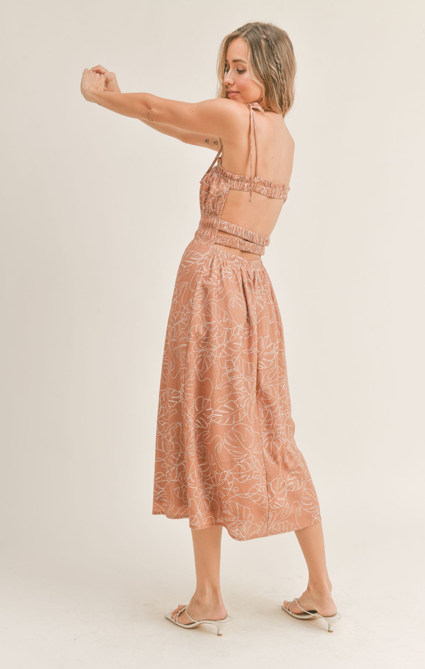 Kona Coast Midi Dress sold by Sadie & Sage product image thumbnail 4