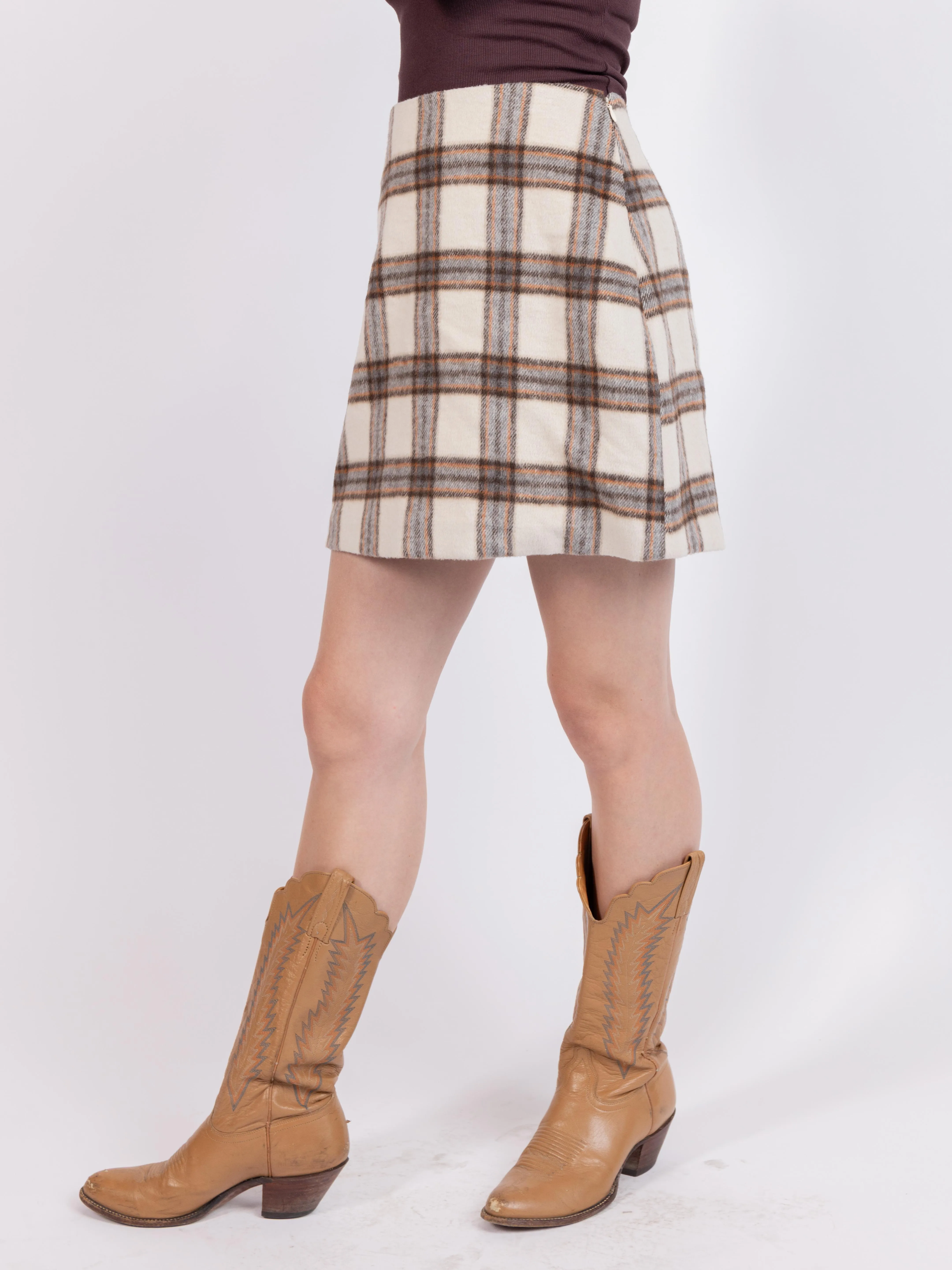 Manhattan Mini Skirt sold by Sadie & Sage product image thumbnail 4