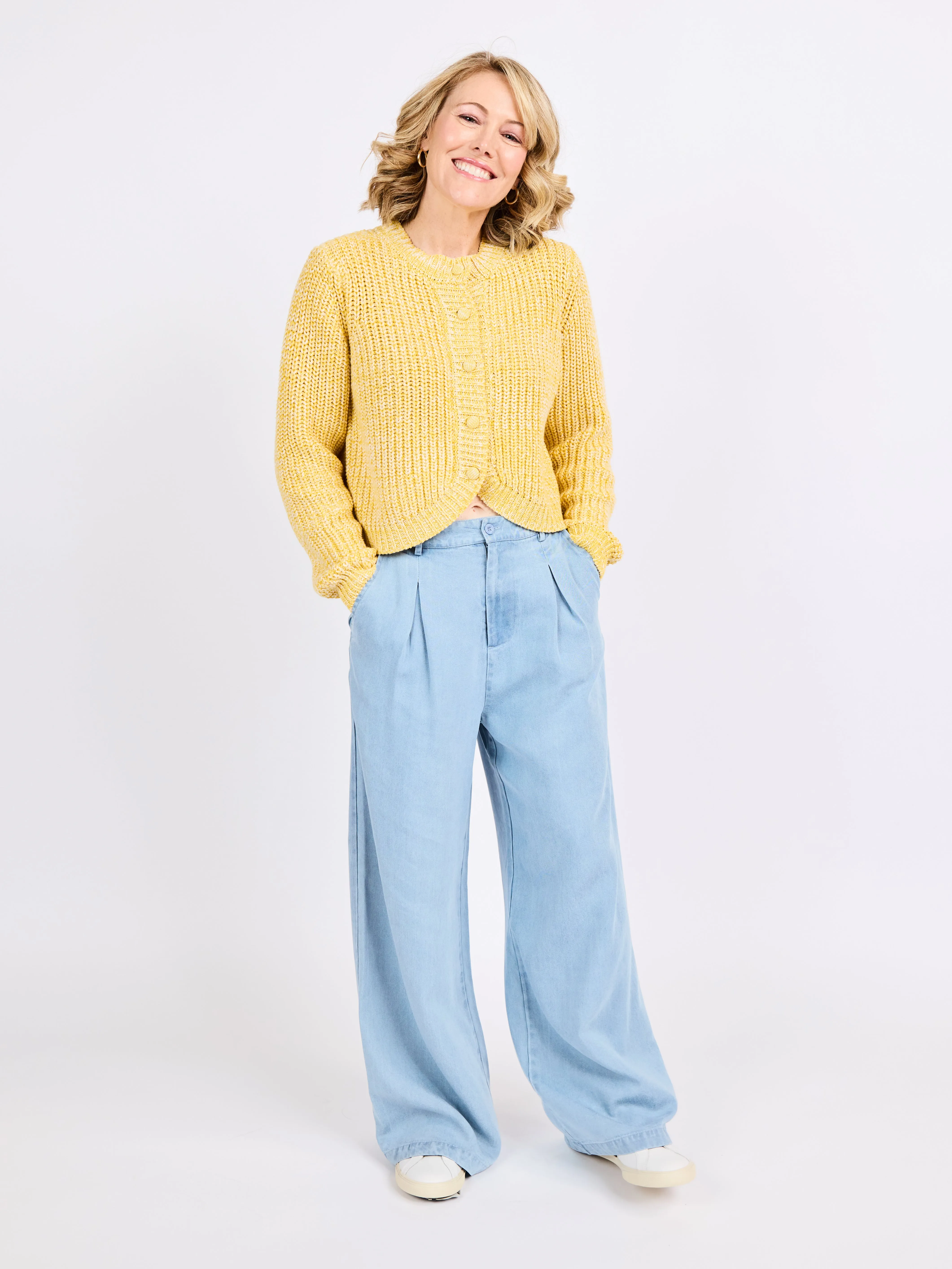 Sunroof Tulip Hem Cardi sold by Sadie & Sage product image thumbnail 3