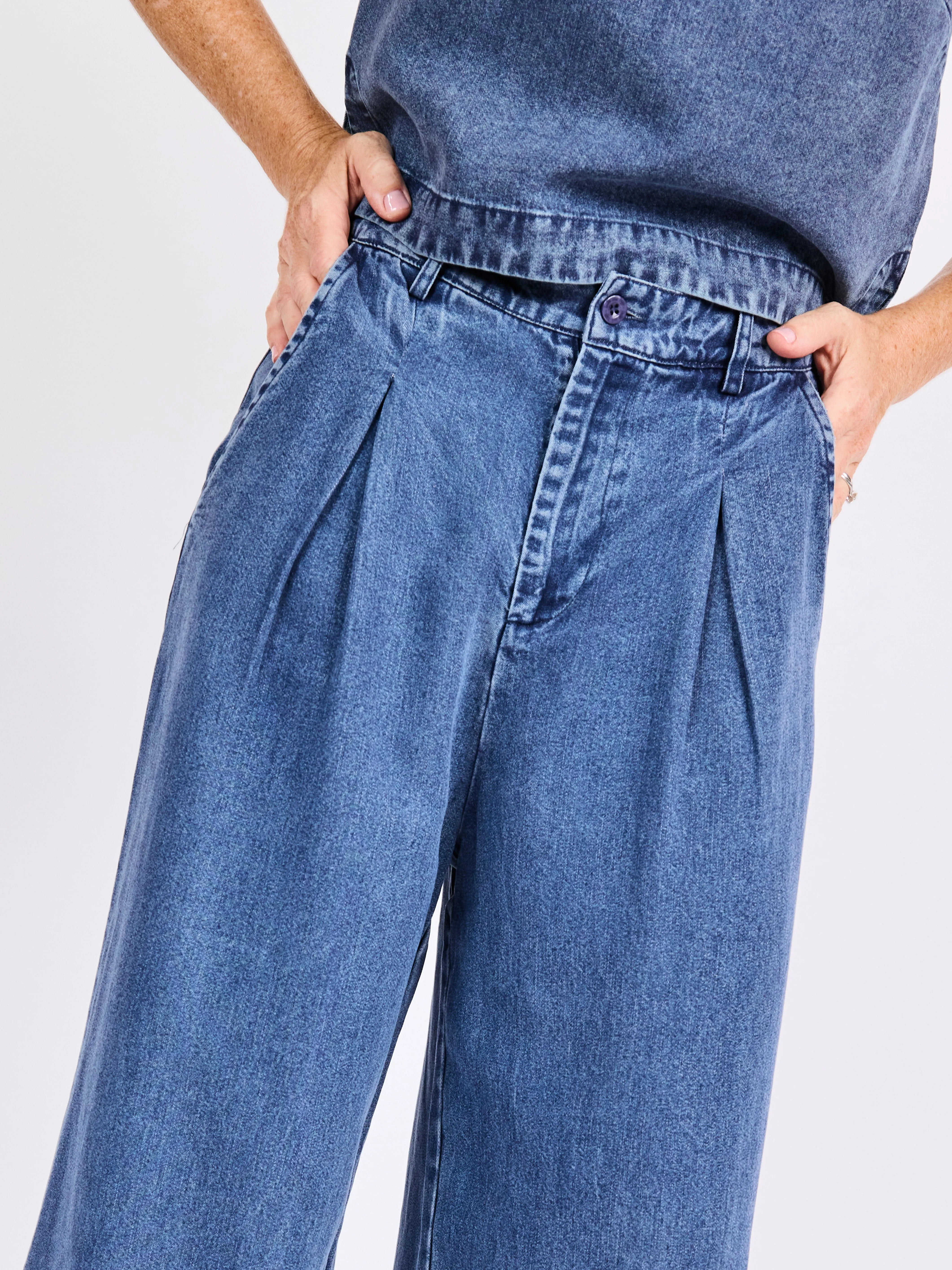 It's Pouring Pants sold by Sadie & Sage product image thumbnail 4