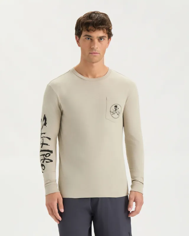 Men’s Skull and Poles Long Sleeve sold by Salt Life
