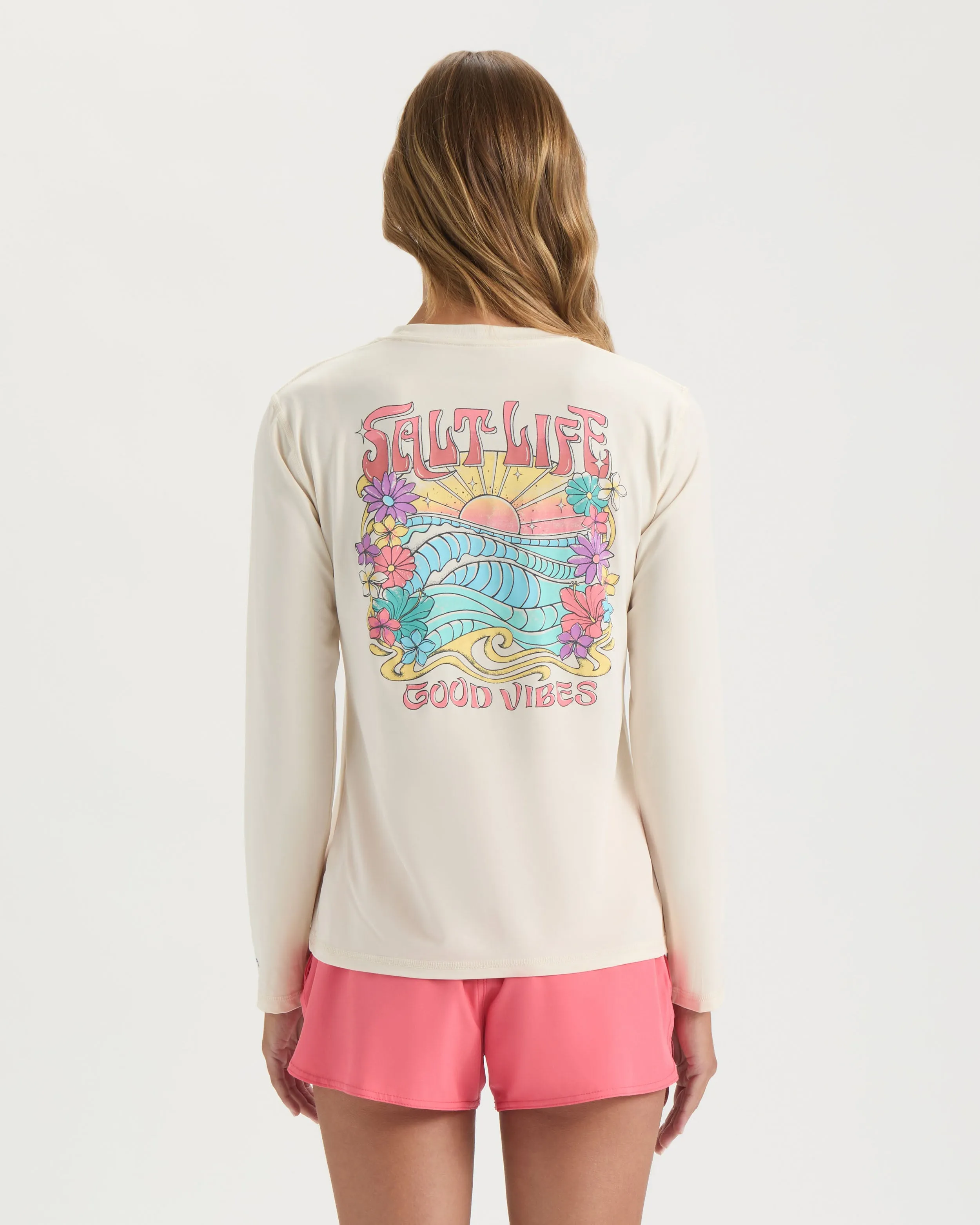 Women’s Sunrise Vibes SLX Performance Long Sleeve Shirt sold by Salt Life product image thumbnail 3