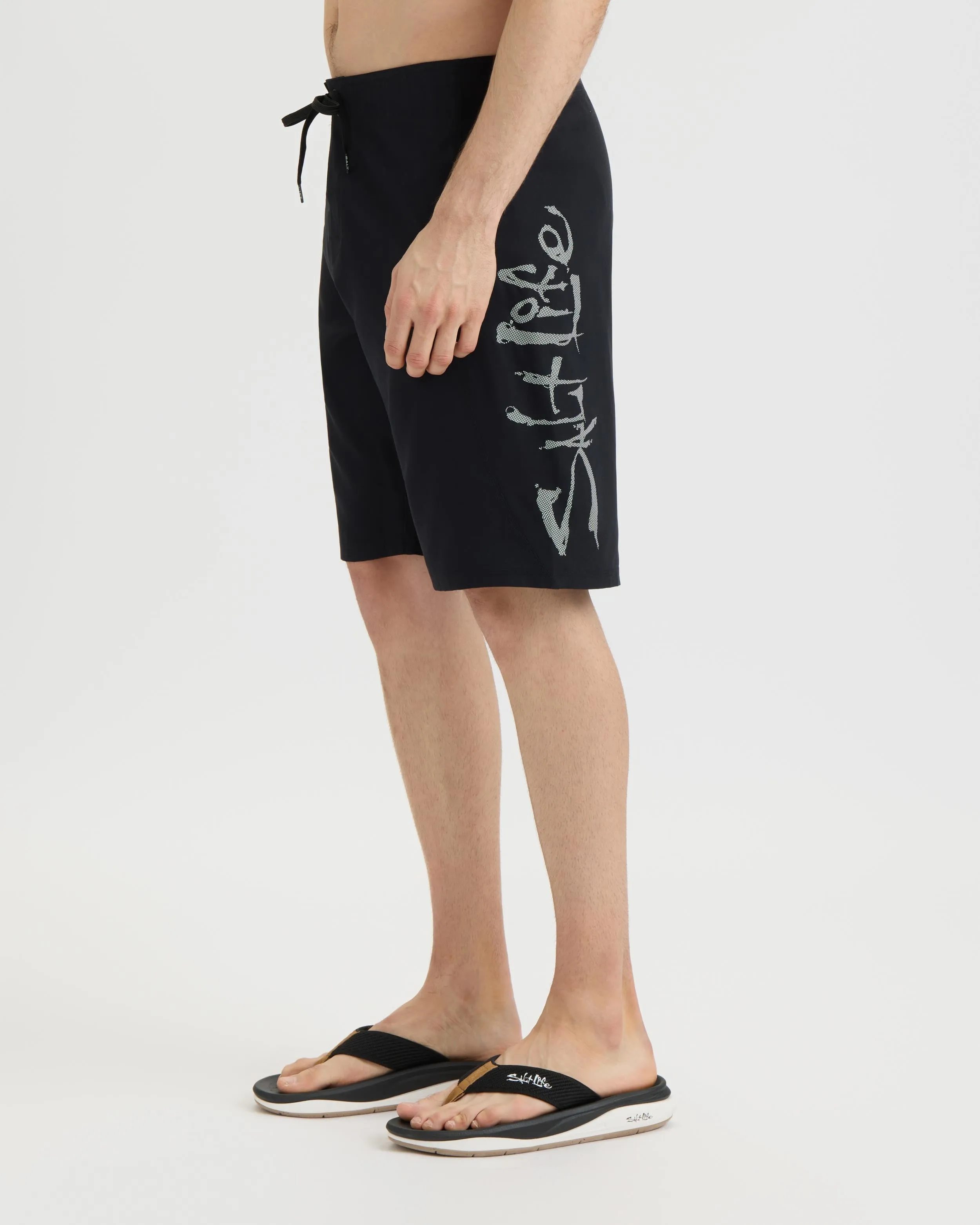 Men’s Stealth Bomerz Microfiber Boardshort sold by Salt Life product image thumbnail 4