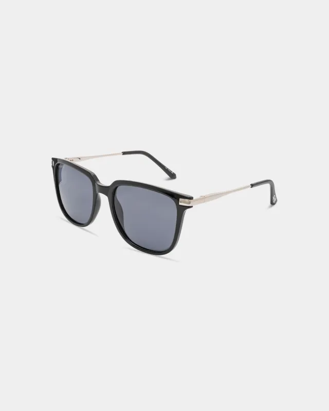 Classic SL-013 Fashion Sunglasses made by Salt Life