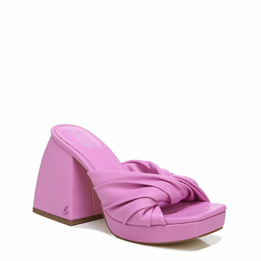 Circus by Sam MARIANNA FIJI FLOWER/SUPERSOFTNAPPA sold by Sam Edelman