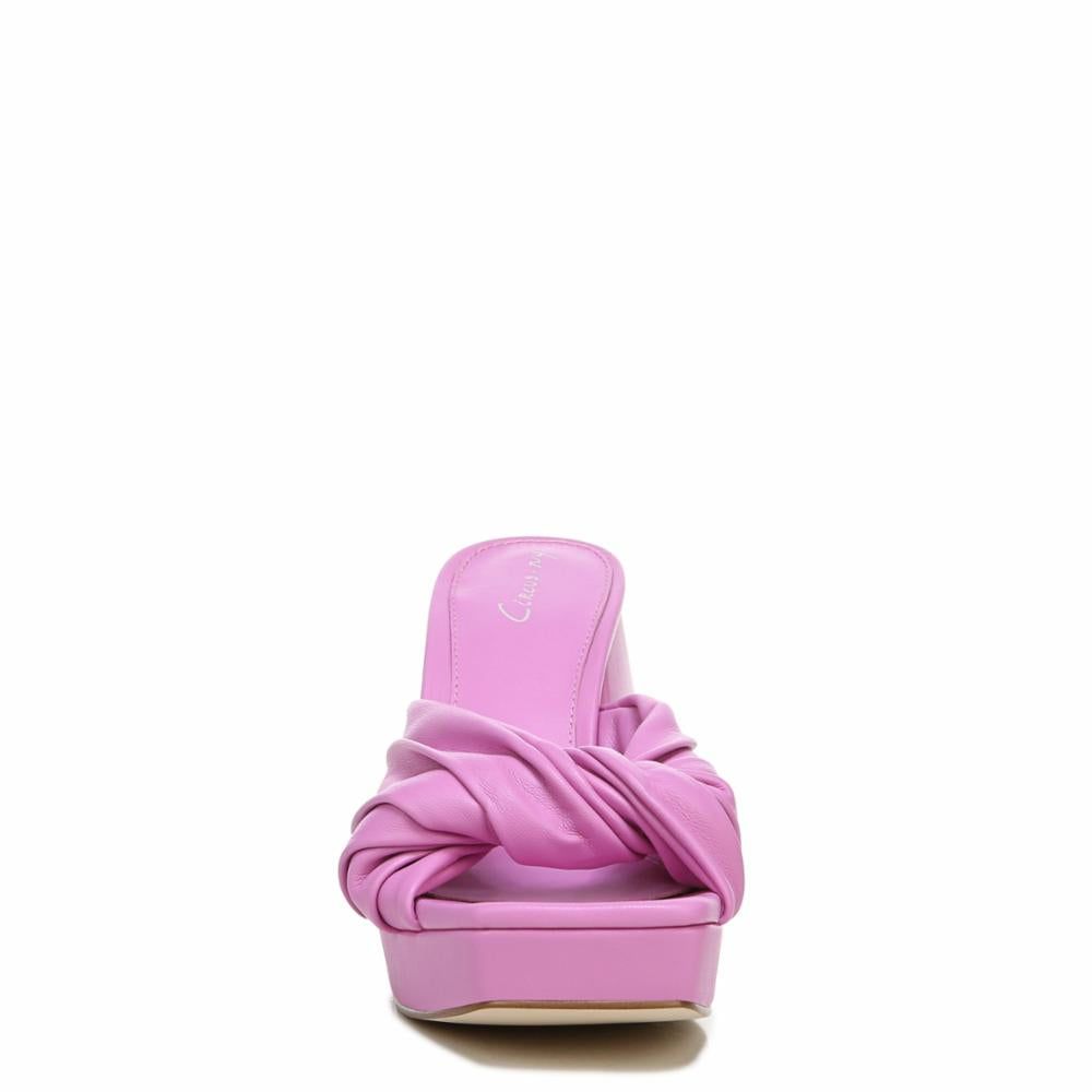 Circus by Sam MARIANNA FIJI FLOWER/SUPERSOFTNAPPA sold by Sam Edelman product image thumbnail 2