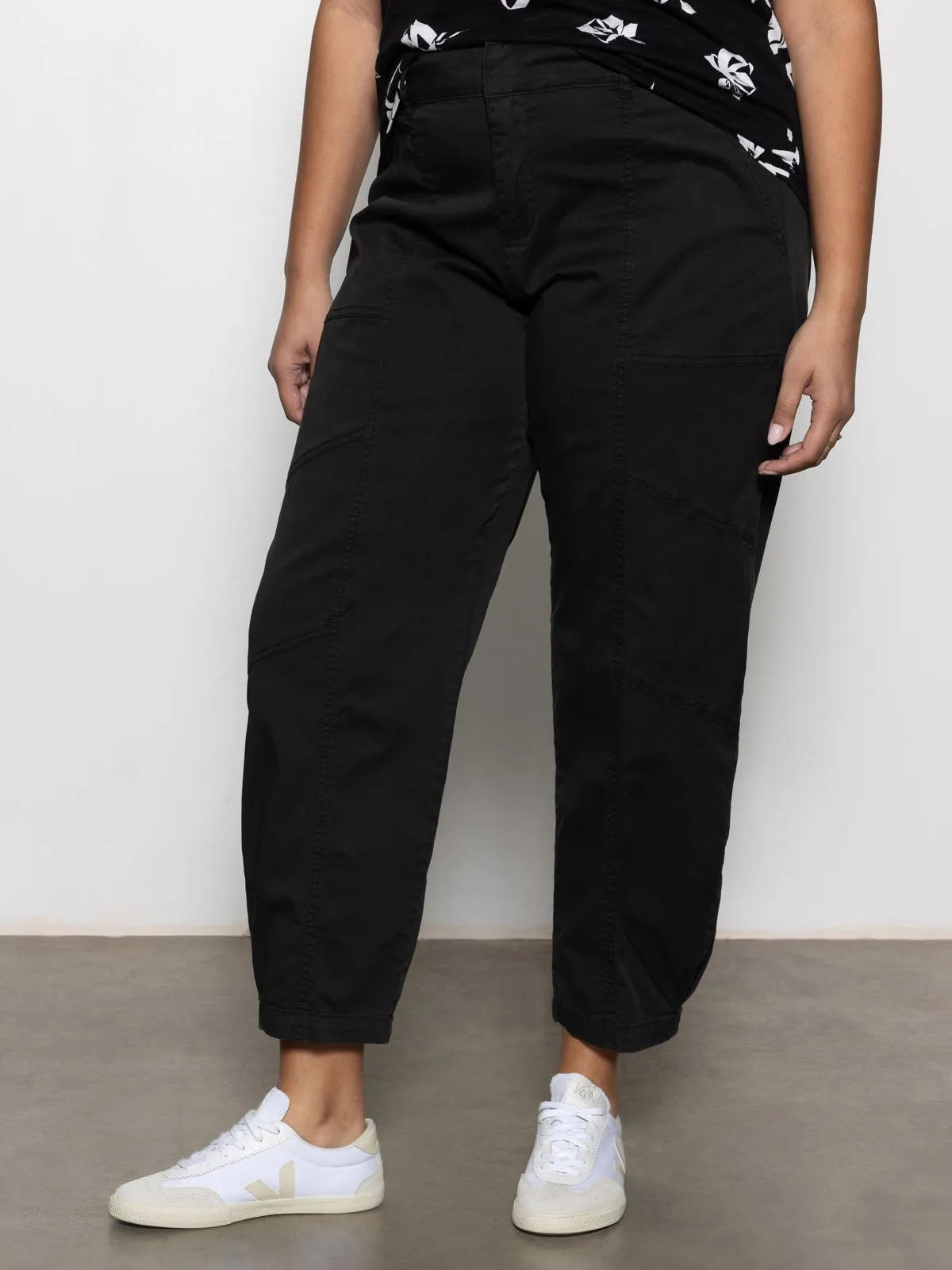 Sahara Tapered Standard Rise Pant Black Extended Sizing sold by Sanctuary product image thumbnail 3