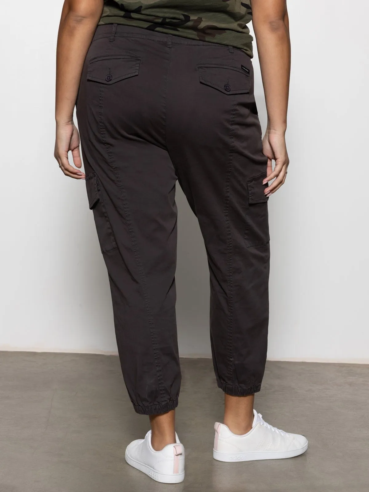 Rebel Standard Rise Pant Obsidian Extended Sizing sold by Sanctuary product image thumbnail 3