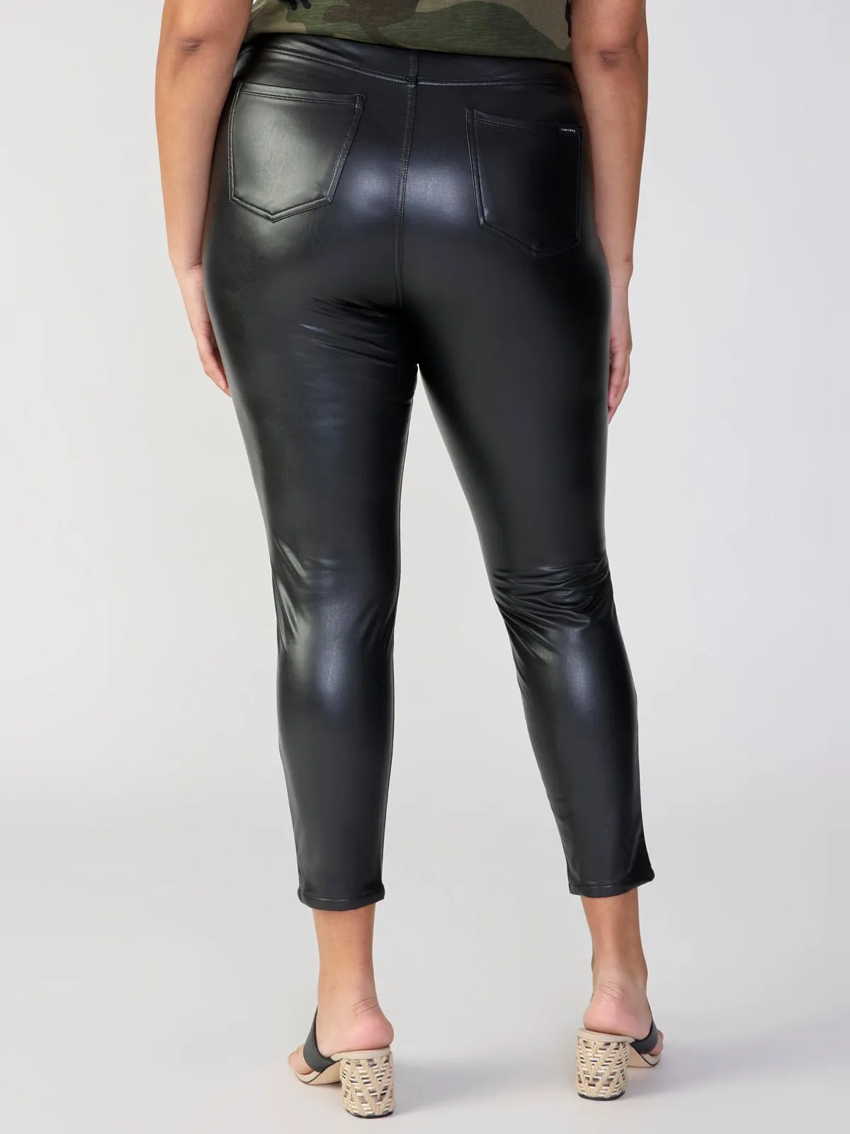 Runway Semi High Rise Legging Slick Black Extended Sizing sold by Sanctuary product image thumbnail 2