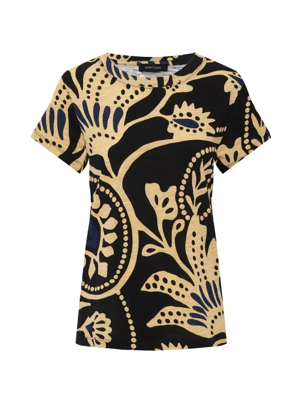 The Perfect Tee Mega Shapeshift Extended Sizing made by Sanctuary