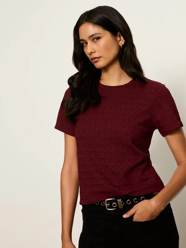 Icon Textured Tee Bordeaux made by Sanctuary
