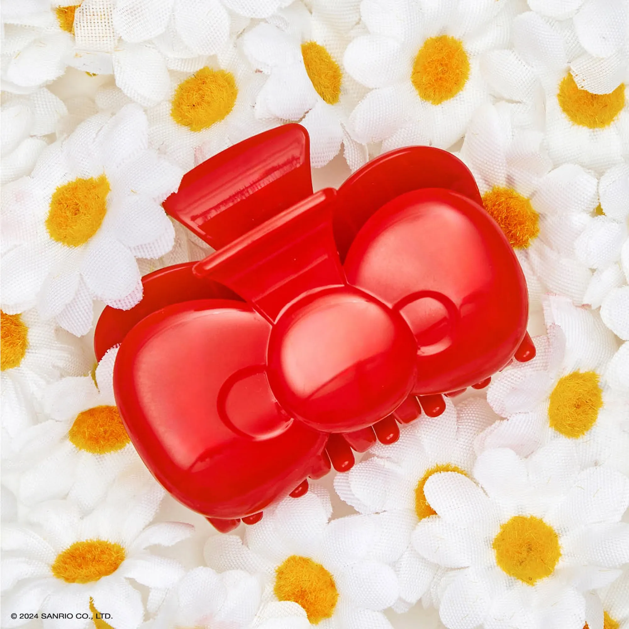Hello Kitty x Kitsch Bow Shape Claw Clip (Red) sold by Sanrio product image thumbnail 4