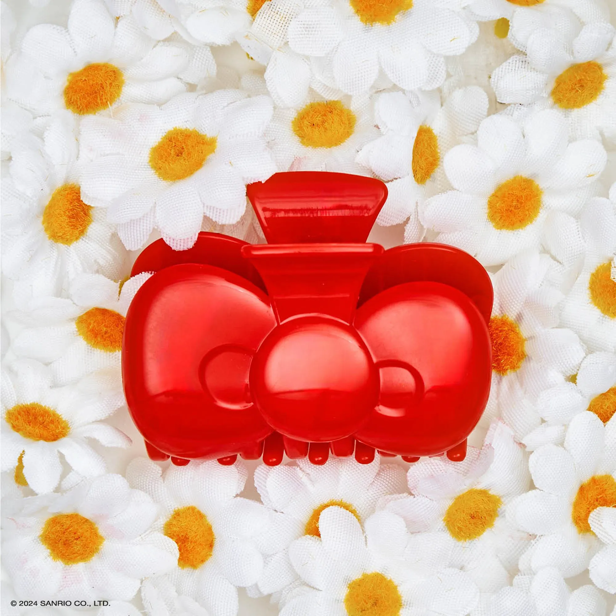 Hello Kitty x Kitsch Bow Shape Claw Clip (Red) sold by Sanrio product image thumbnail 5