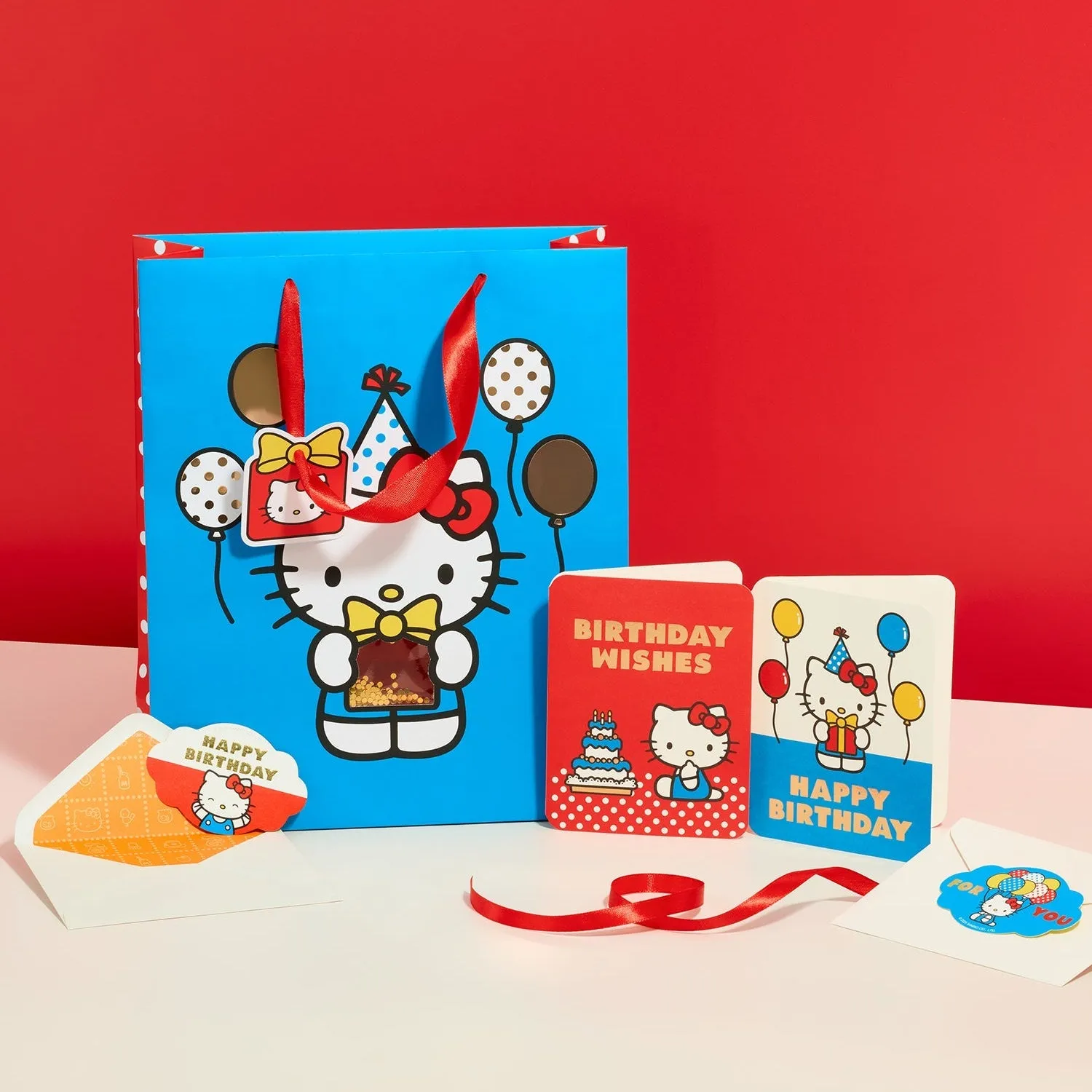 Hello Kitty x Studio Oh! Retro Red Balloons Gift Bag (Large) sold by Sanrio product image thumbnail 3