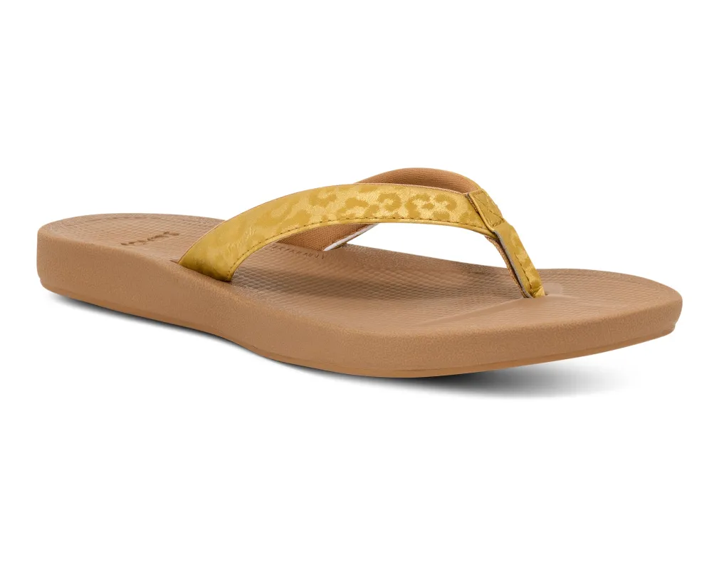 Cosmic Shores Leopard - Women - Gold / 9 sold by Sanuk