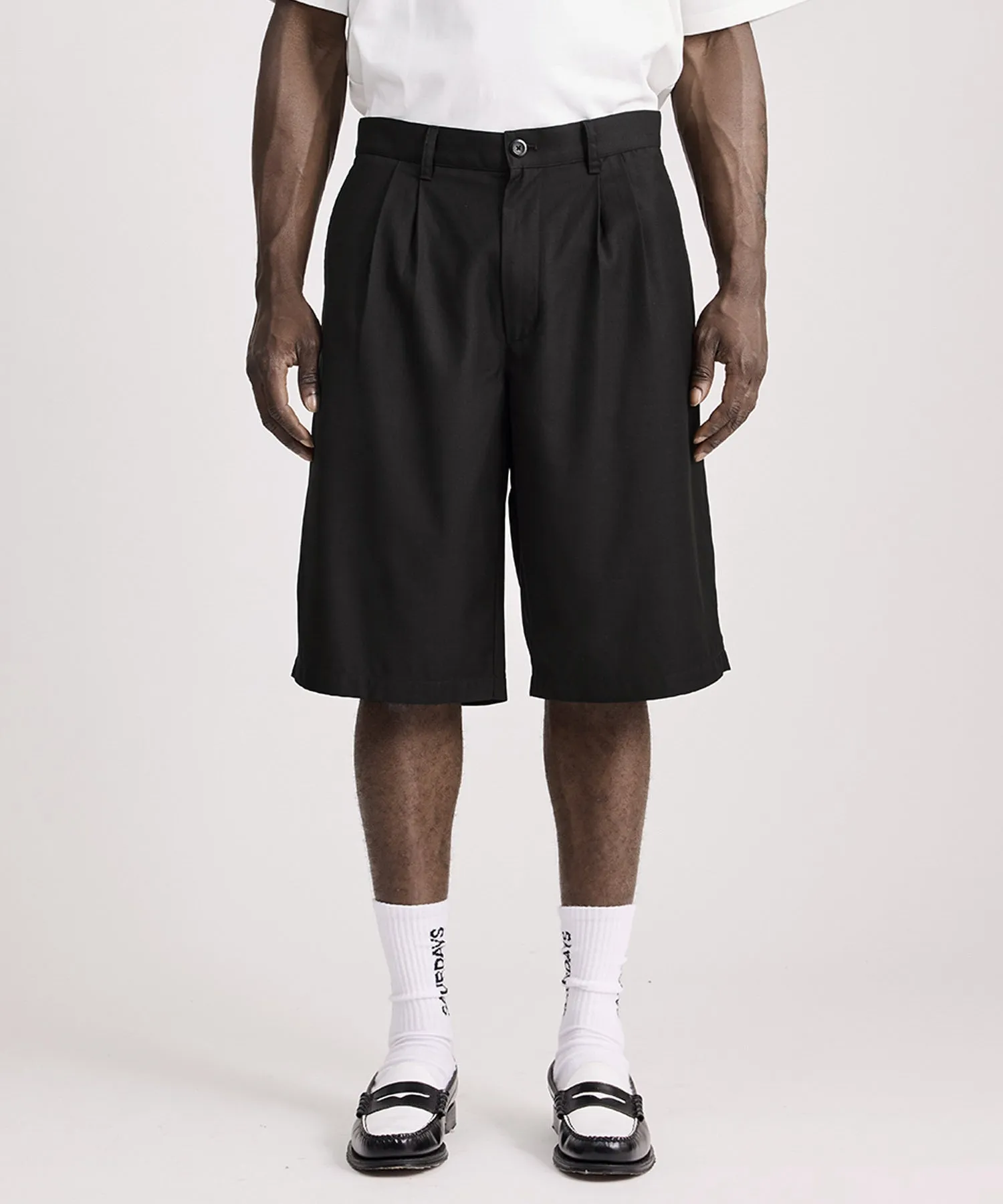 Feliz Two Tuck Walk Short sold by Saturdays New York City product image thumbnail 2