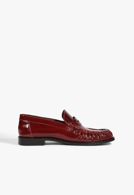 Tyche Patent Flat made by SCHUTZ