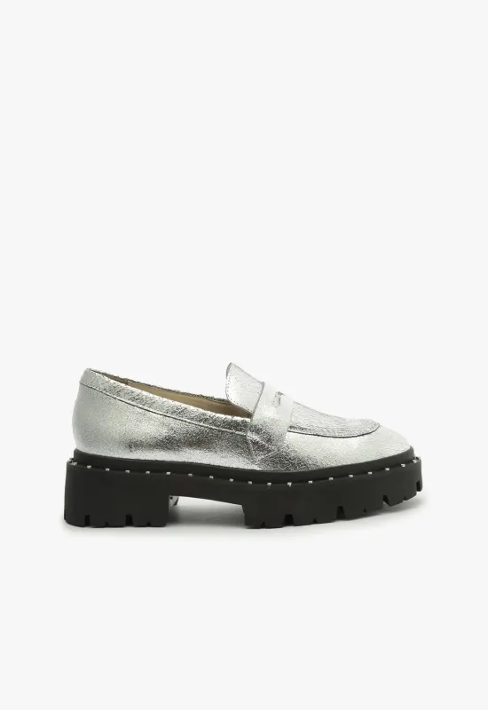 Christie Studs Crackled Leather made by SCHUTZ