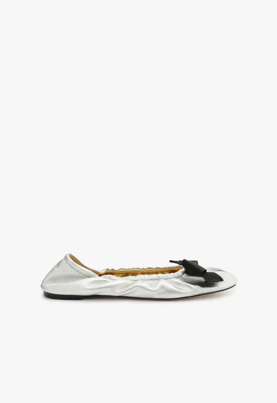 Suzanne Leather Flat sold by SCHUTZ