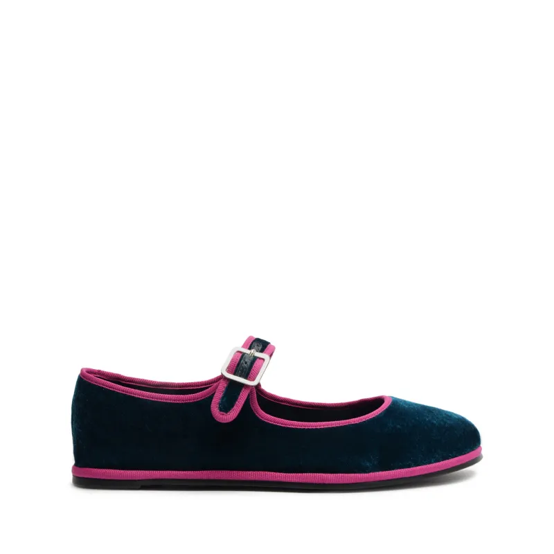 Clarissa Velvet Flat made by SCHUTZ
