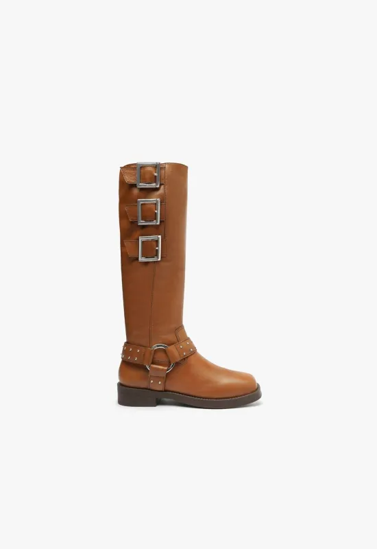 Luccia Buckle Graxo Leather Boot sold by SCHUTZ