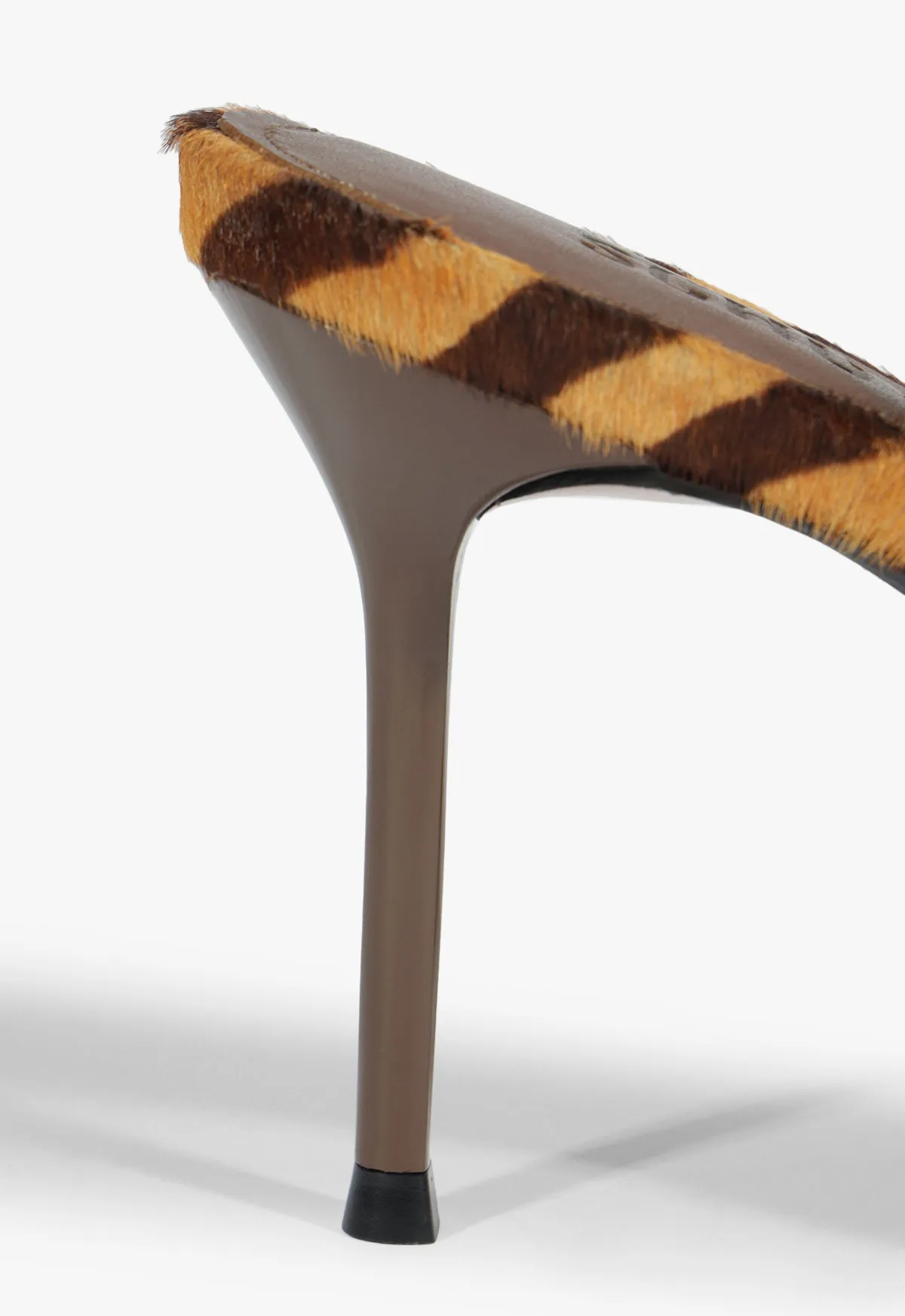 Paola Leather Pump sold by SCHUTZ product image thumbnail 5